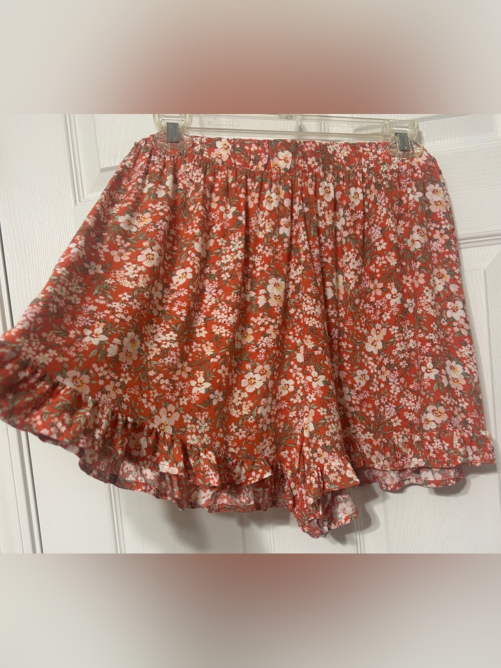 American Eagle Women’s Coral Orange Floral Ruffle Shorts High Rise Pull On Sz L